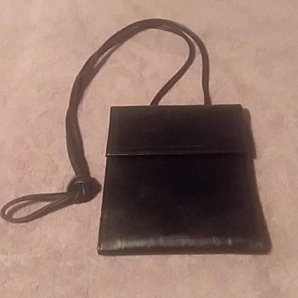 THOM MCAN BLACK CROSSBODY BAG NWOT - Picture 1 of 6